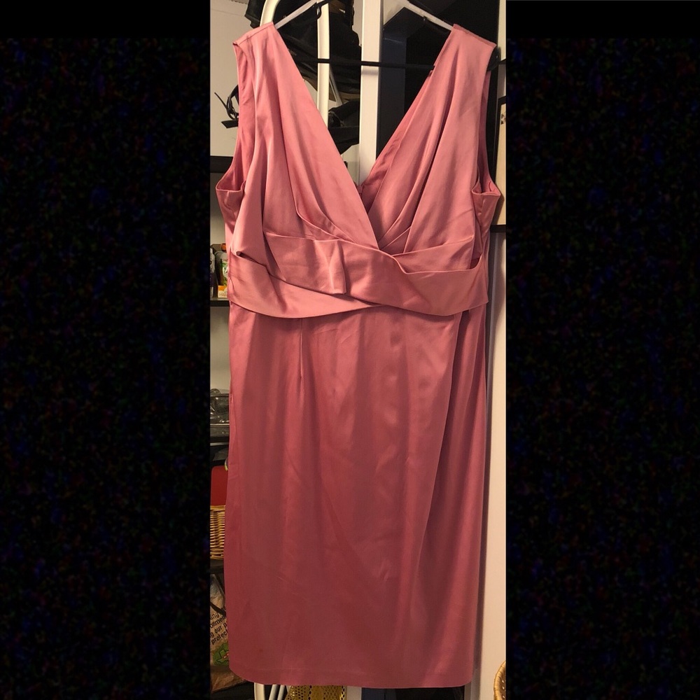 *reposh* Knee Length Dress